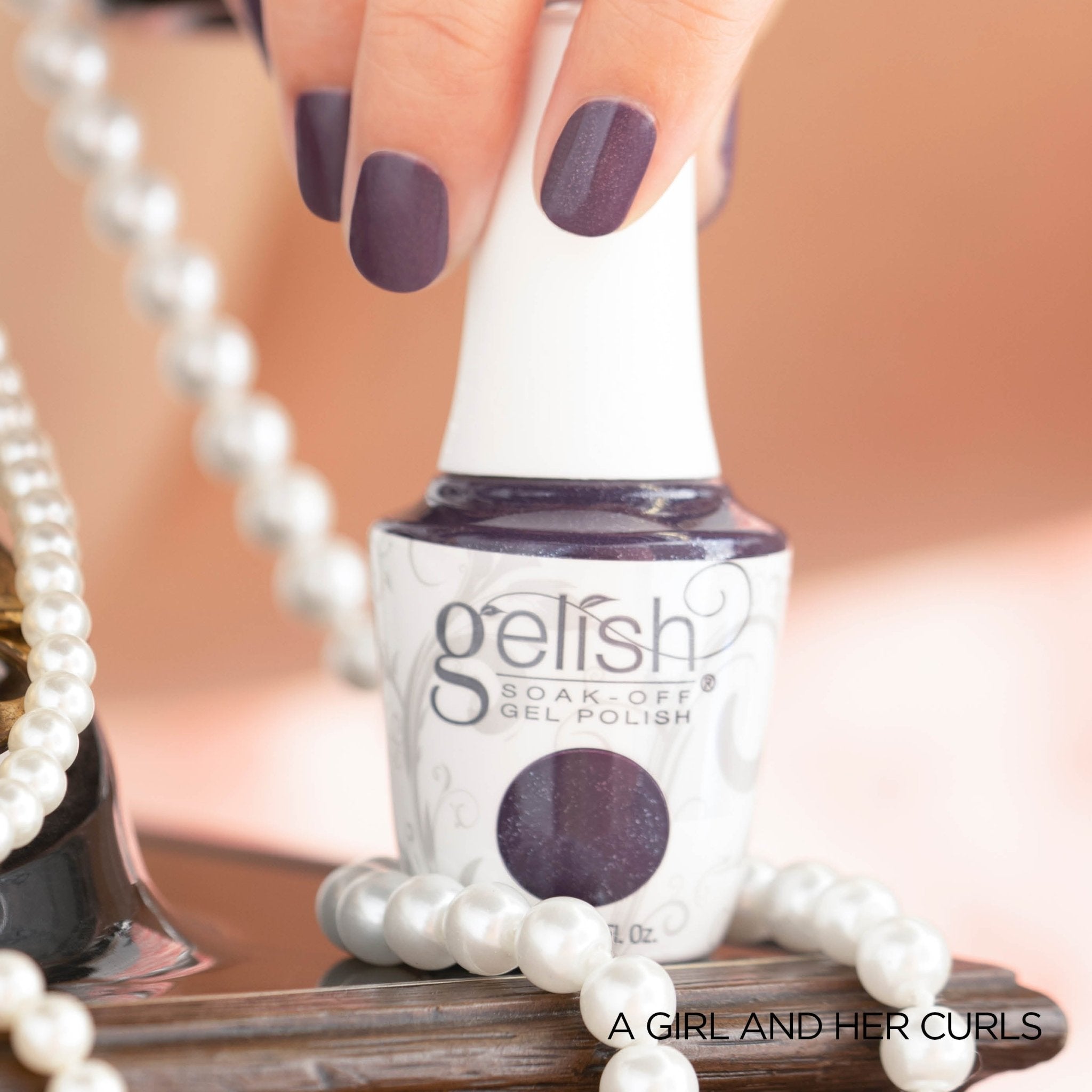 Harmony Gelish Gel Polish 1110355 A Girl And Her Curls Forever Marilyn 15 Ml - IZZAT DAOUK SA